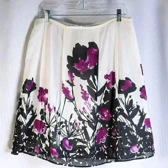 Dalia Collection Size 10 Silk/Cotton white/purple/black floral skirt - Picture 2 of 11